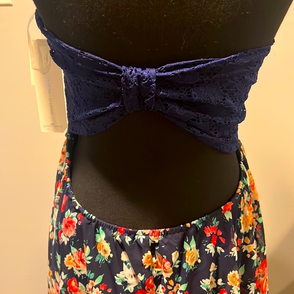 Strapless Navy and Flowery Dress with open back plus size XXL NWT - Picture 6 of 9